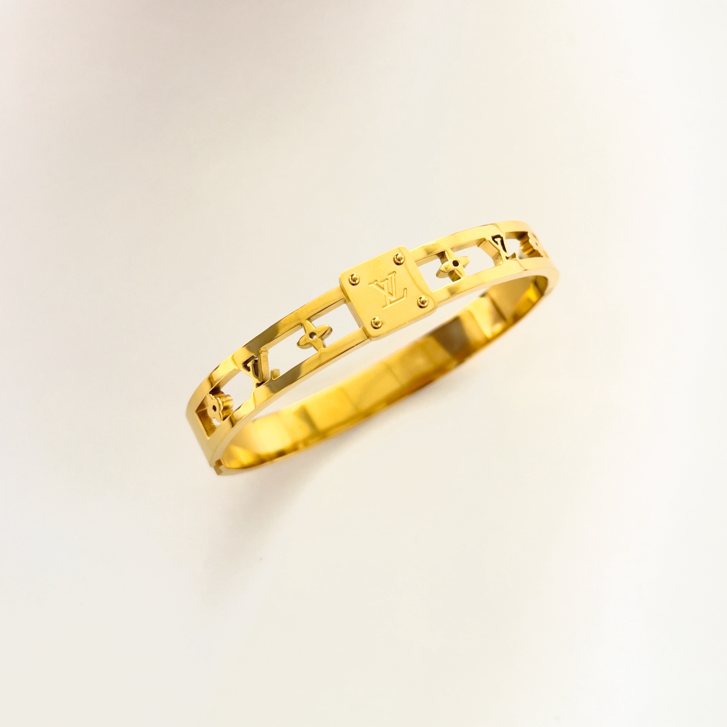 Gold-Plated Stainless Steel Emblem Bracelet – Bold & Durable for Everyday Chic